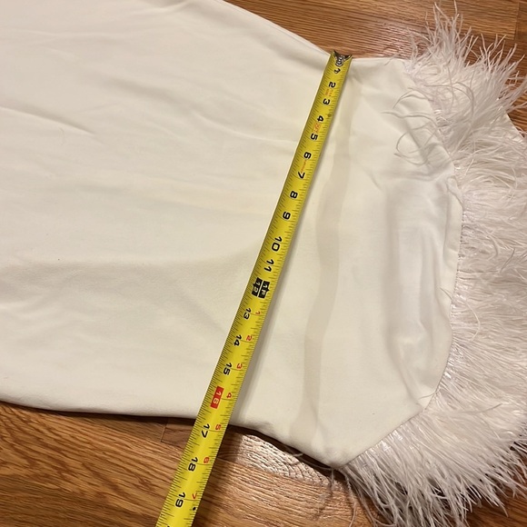 NWT Anthropologie Elliatt Ivory Feather Trim MIDI in Size Large - Picture 15 of 17